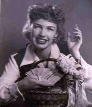 TerriandDottie.jpg - 48396 Bytes